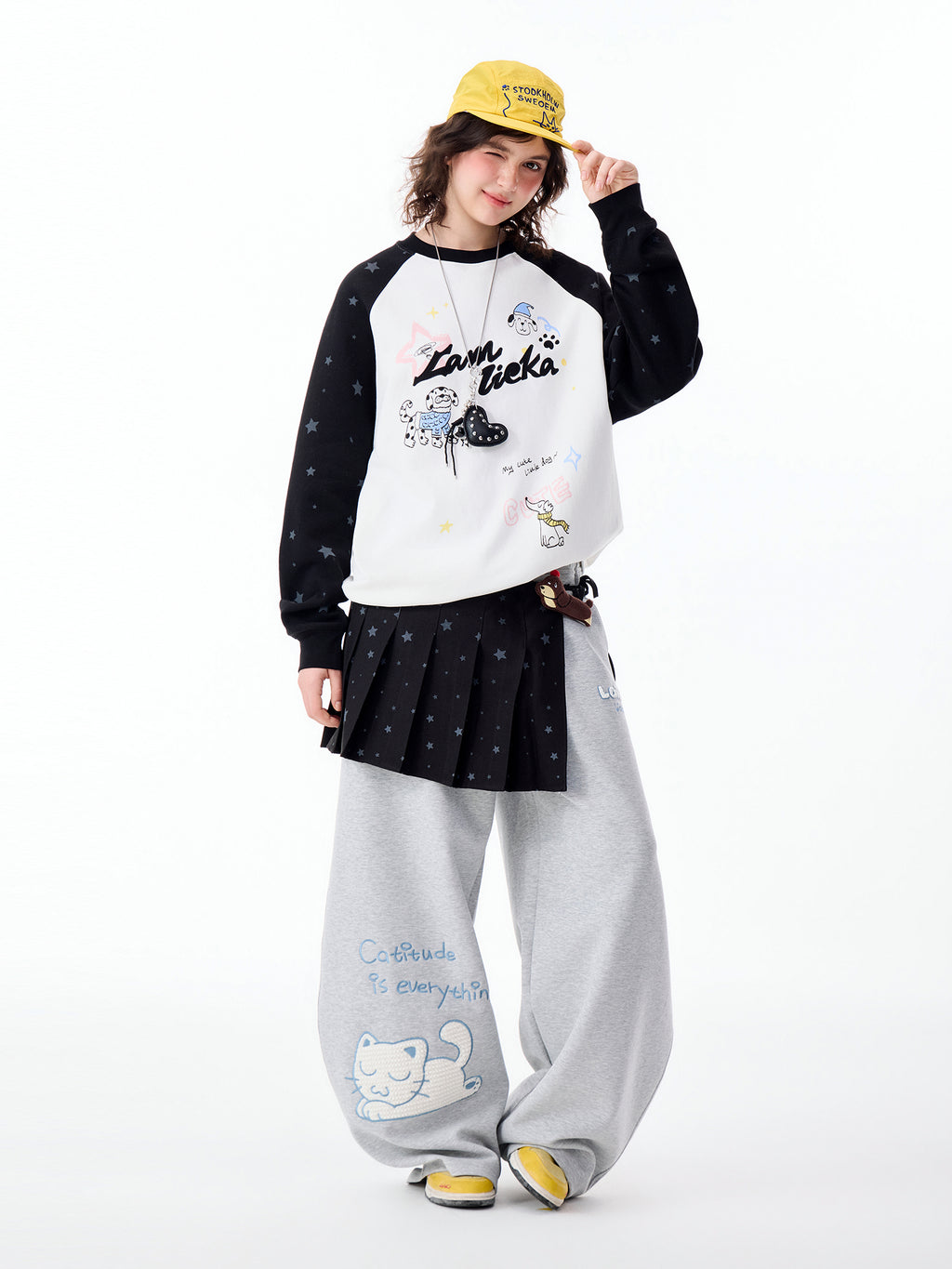 STAR DOG RAGLAN CREWNECK SWEATSHIRT