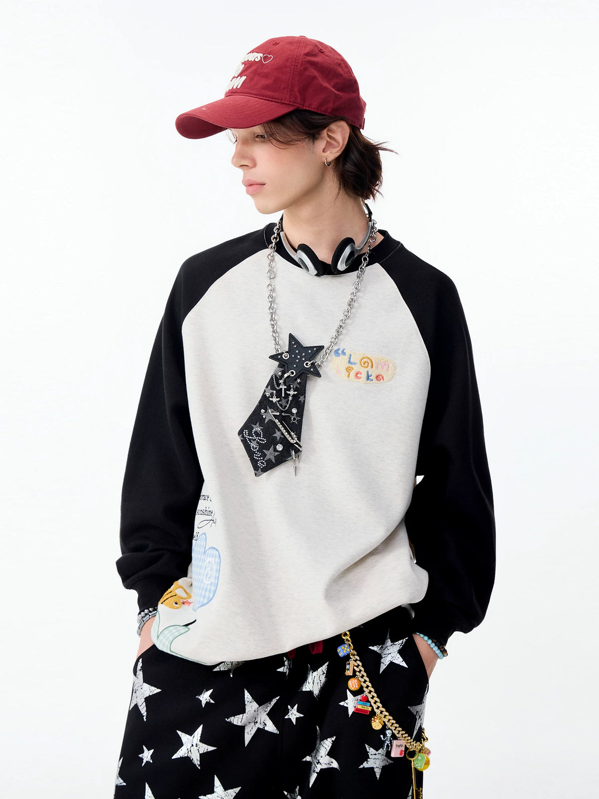 Lamlicka Floral Bee Embroidery Raglan Long Sleeve Tee Unisex Relaxed - Tops - LAMLICKA