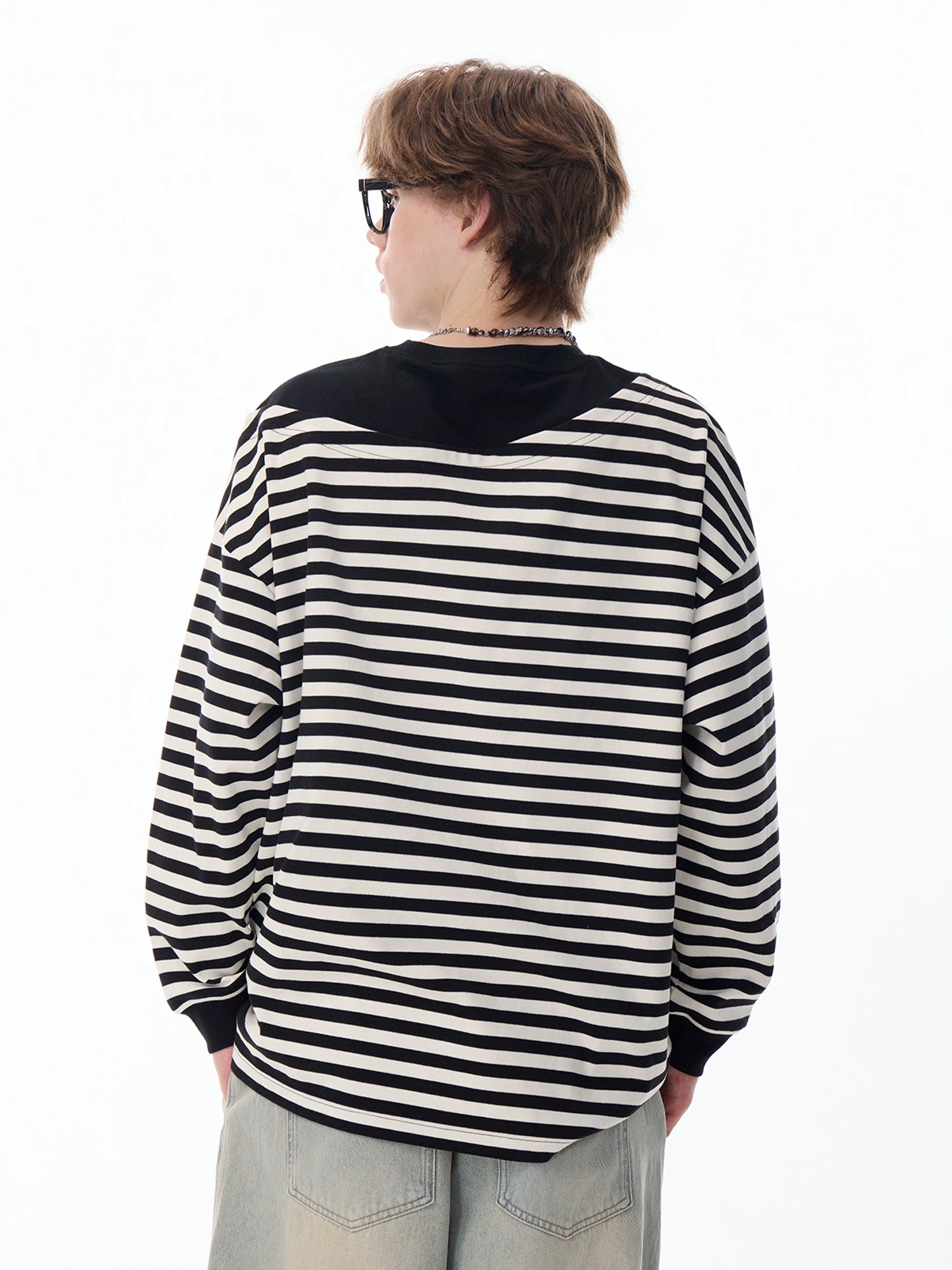 Lamlicka puppy black and white striped pullover crewneck sweatshirt - men's spring/autumn design, color block, loose fit, long sleeve top - LAMLICKA