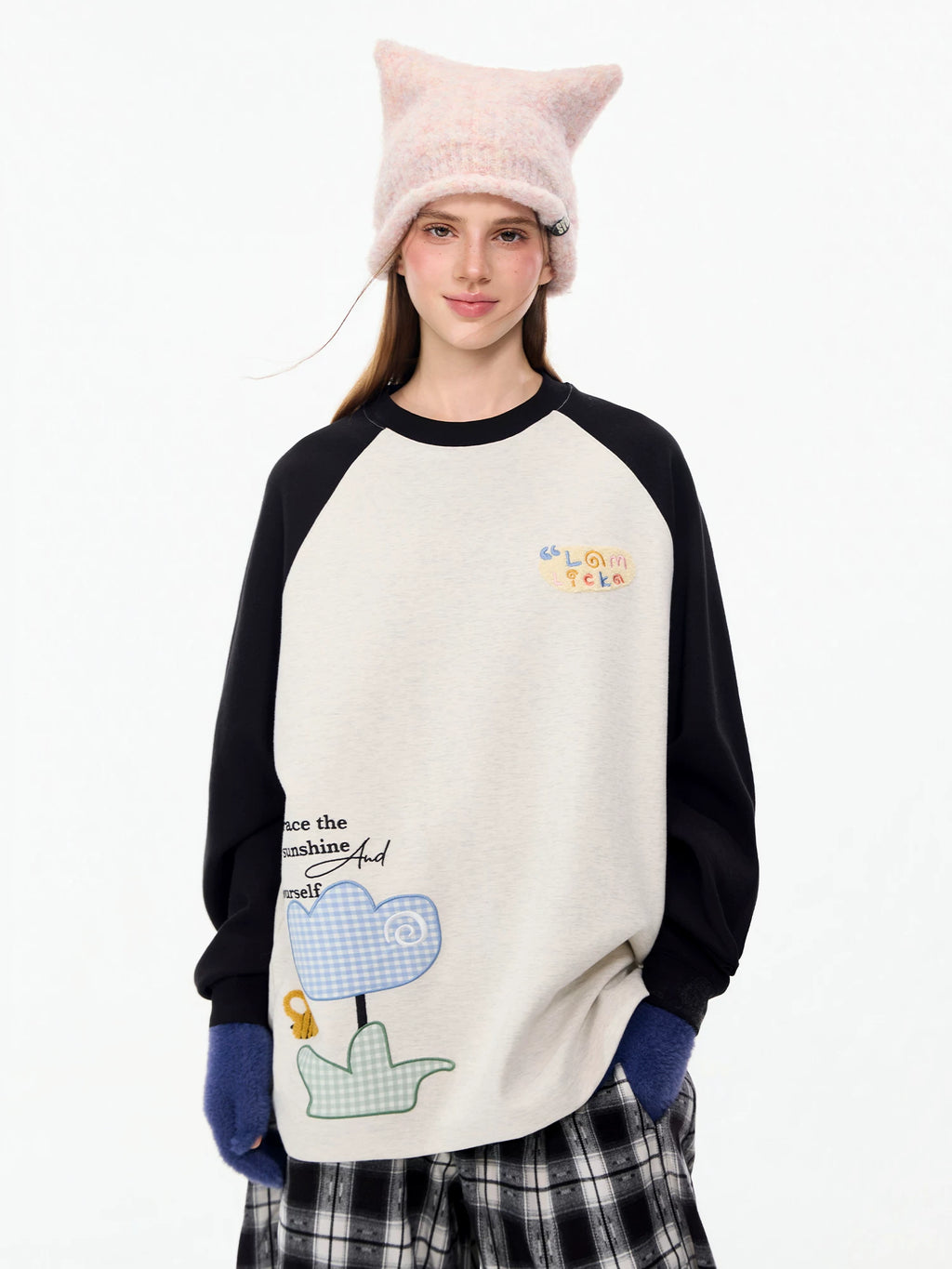 Lamlicka Floral Bee Embroidery Raglan Long Sleeve Tee Unisex Relaxed - Tops - LAMLICKA