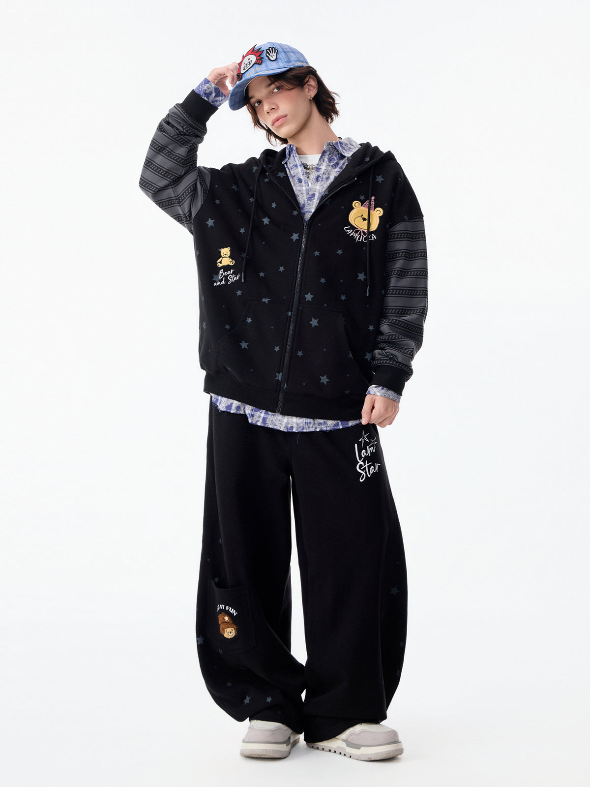 Star Print Curved Wide-Leg Sweatpants – LAMLICKA, view 2